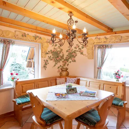 Maerchenhafte Ferienhaeuser Appartement *